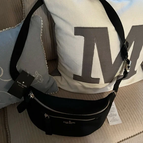 Kate Spade Chelsea Belt Bag new with tags - Picture 5 of 7